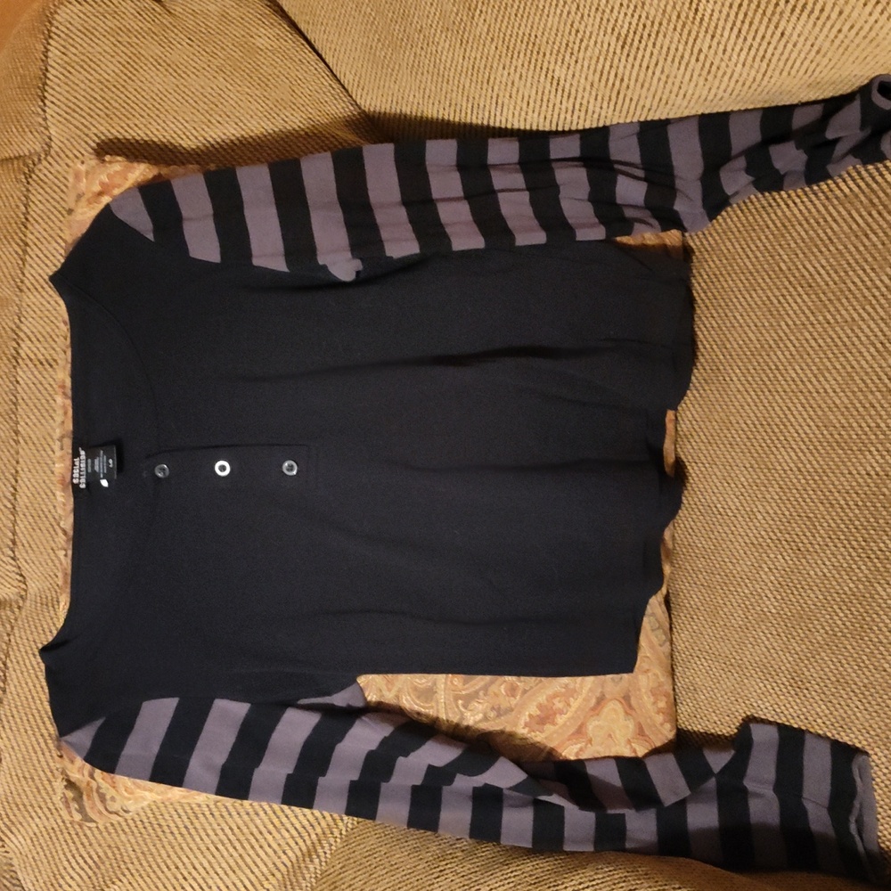 Cropped shirt